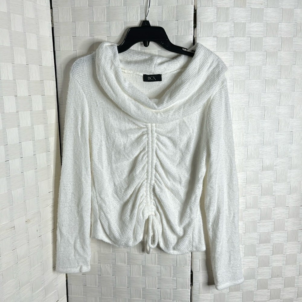 BCX size large ivory, long sleeve sweater very cute